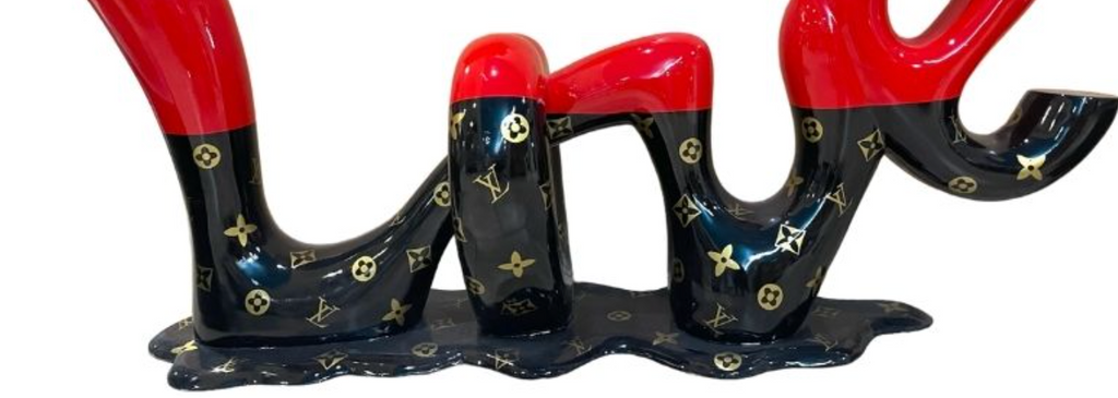 Floor Sculpture Love LV