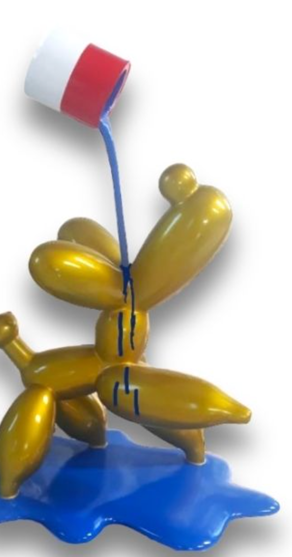 Running Balloon Dog With A Can Gold